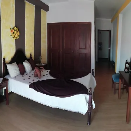 Guest house A Canhota 3*