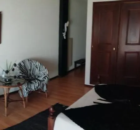 Pensión A Canhota